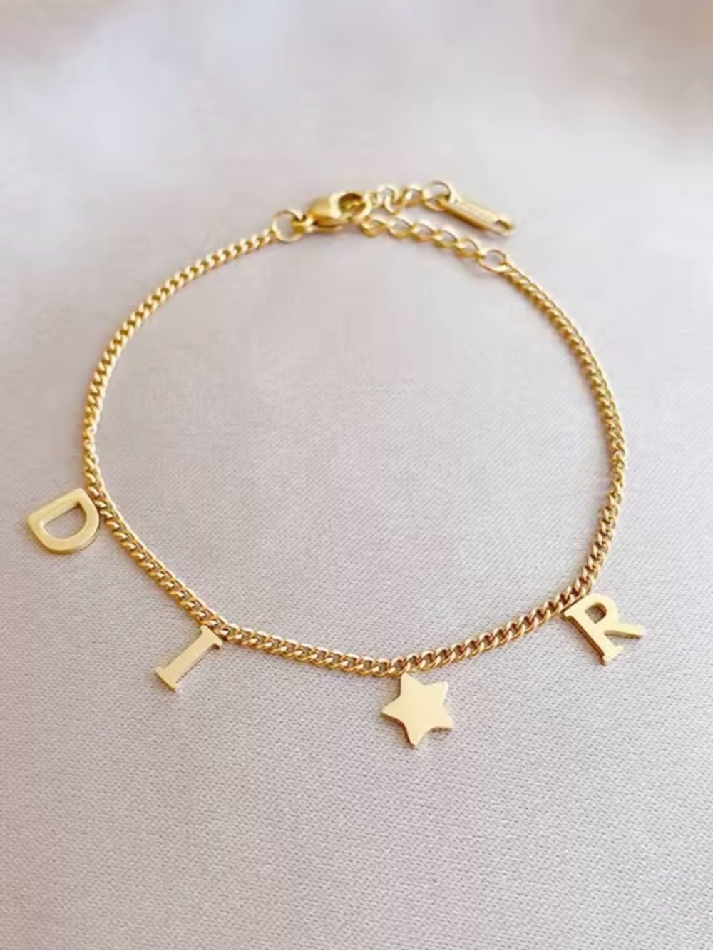 Gold Letter and Star Charm Bracelet - D I ⭐️R